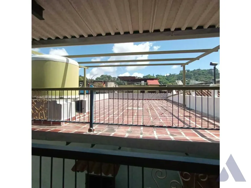 Alquilo local comercial a pie de calle 90m2 Pueblo El Hatillo 9773 - 17