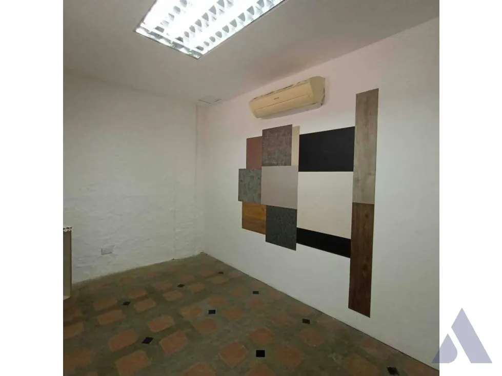 Alquilo local comercial a pie de calle 90m2 Pueblo El Hatillo 9773 - 9
