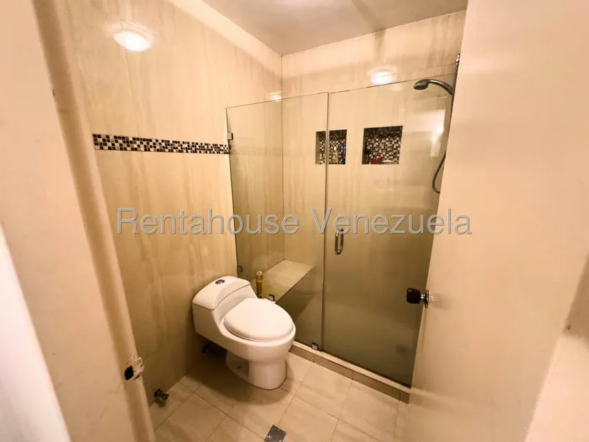 Apartamento (1 Nivel) en Venta en Los Naranjos del Cafetal, Distrito Metropolitano - 32