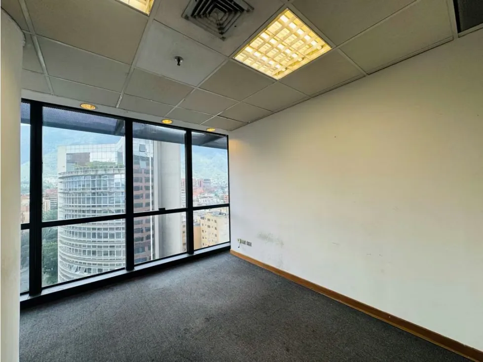Se alquila oficina 431m2 Chacao - 9