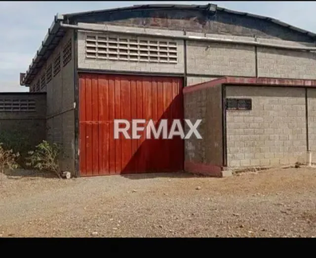TERRENO CON GALPON EN VENTA ZONA NORTE VIA EL CUJI, LAS VERITAS - 3
