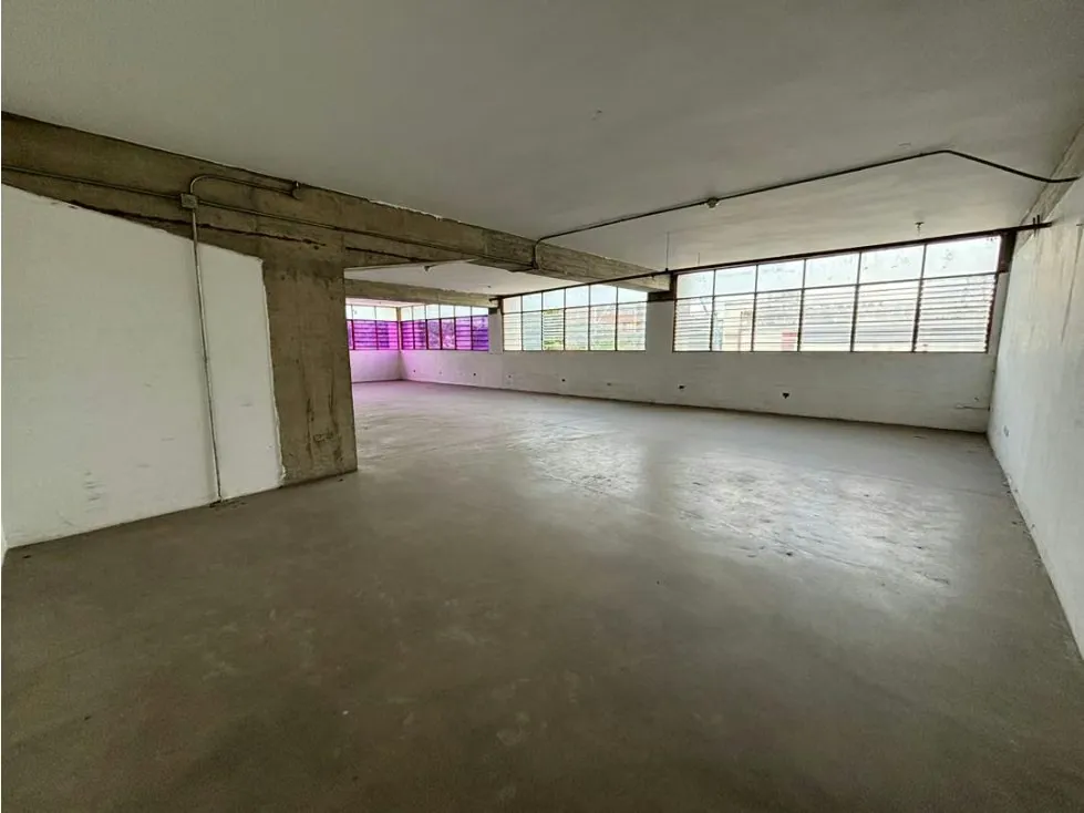 Se Alquila Deposito 400m² Palo Verde - 4