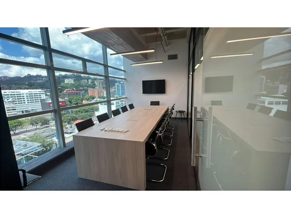 Alquilo oficina 6m2 Las Mercedes 6571 - 7