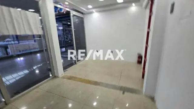 ALQUILER DE LOCAL COMERCIAL CC CRISTAL . NAGUANAGUA