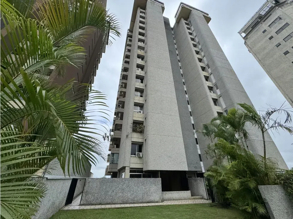 Vendo apartamento 231m2 Lomas de Prados del Este 4592