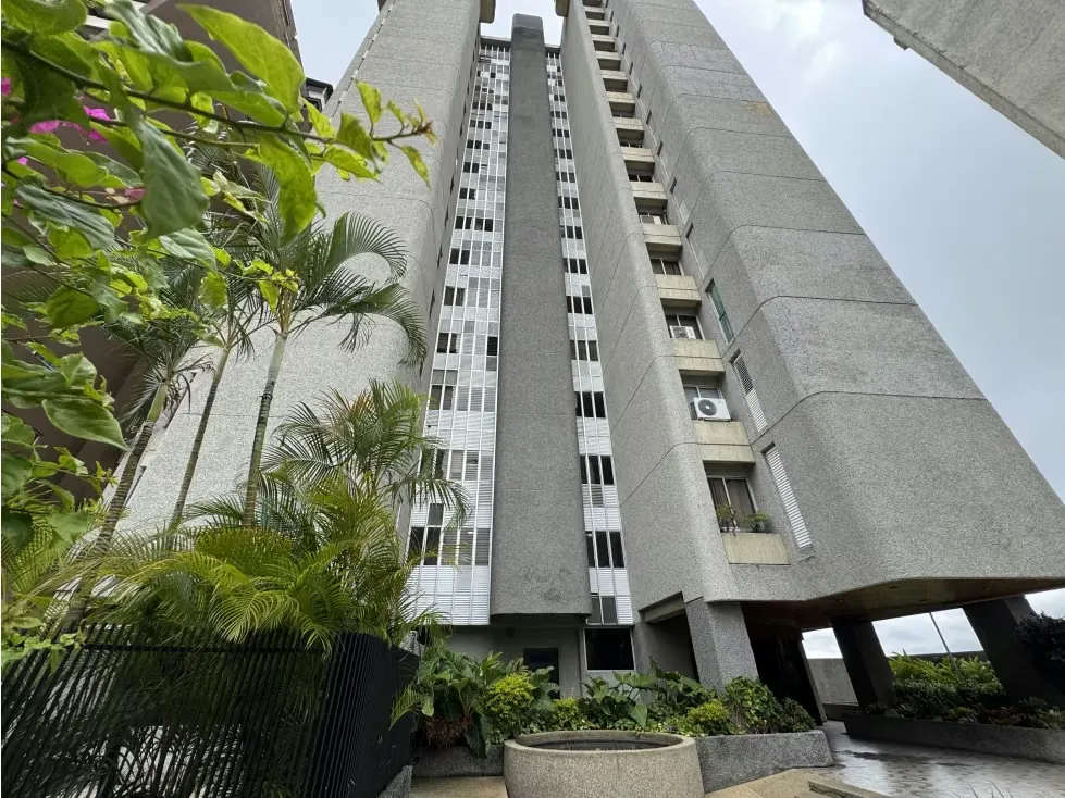 Vendo apartamento 231m2 Lomas de Prados del Este 4592 - 4