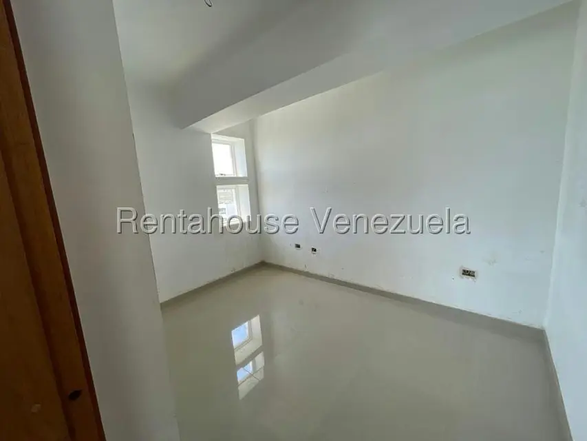 Apartamento (Penthouse) en Venta en Agua Sal, Miranda - 13