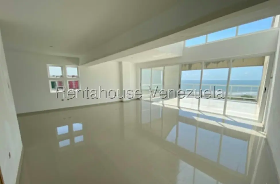 Apartamento (Penthouse) en Venta en Agua Sal, Miranda - 3