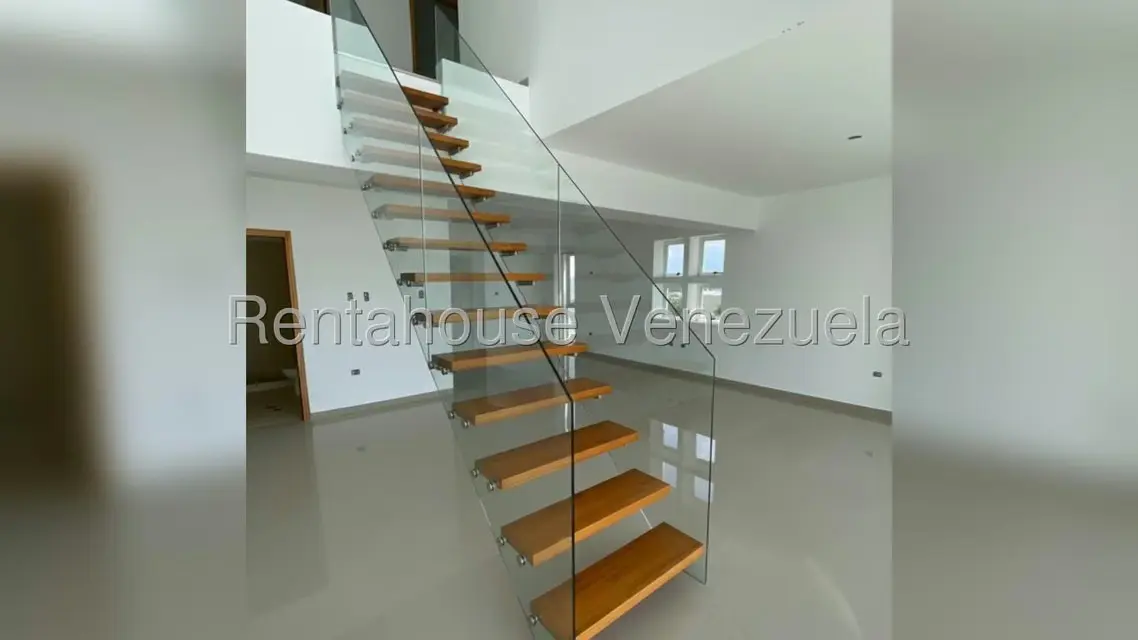Apartamento (Penthouse) en Venta en Agua Sal, Miranda - 4