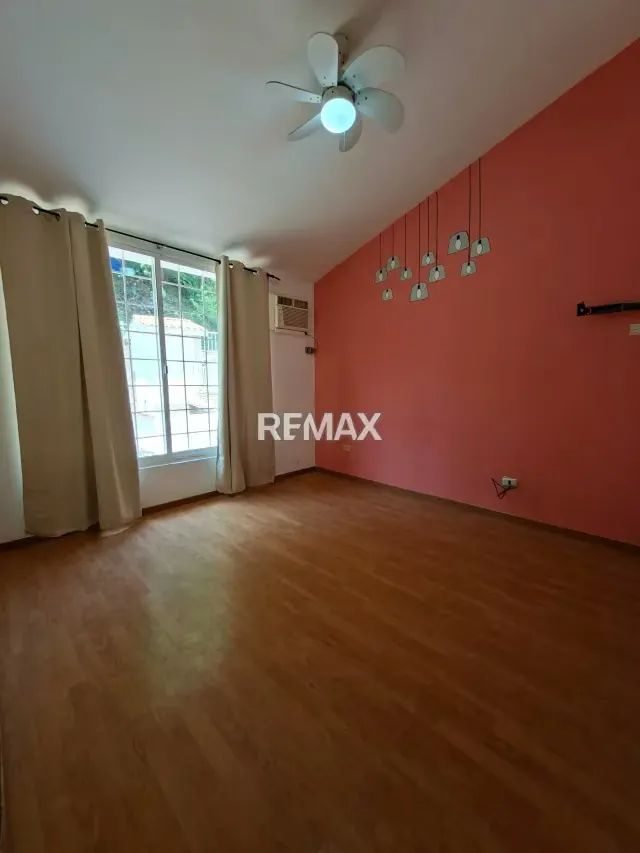 TOWNHOUSE EN VENTA EN LA ENTRADA NAGUANAGUA - 15