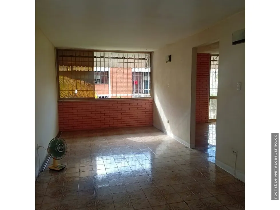 Conjunto Res La Laguna. La Rosa Guatire. Apartamento en Venta - 2