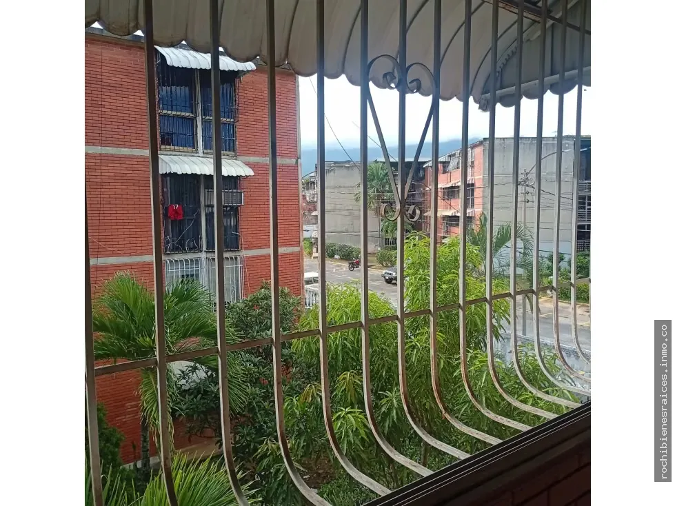 Conjunto Res La Laguna. La Rosa Guatire. Apartamento en Venta - 3