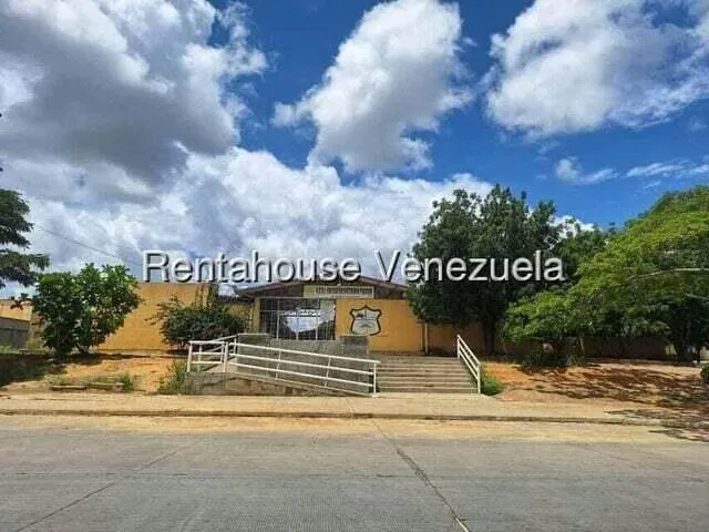 Casa (1 Nivel) en Alquiler en Hacienda Yucatan, Lara - 19