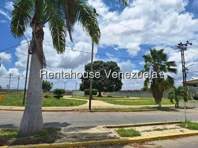 Casa (1 Nivel) en Alquiler en Hacienda Yucatan, Lara - 21