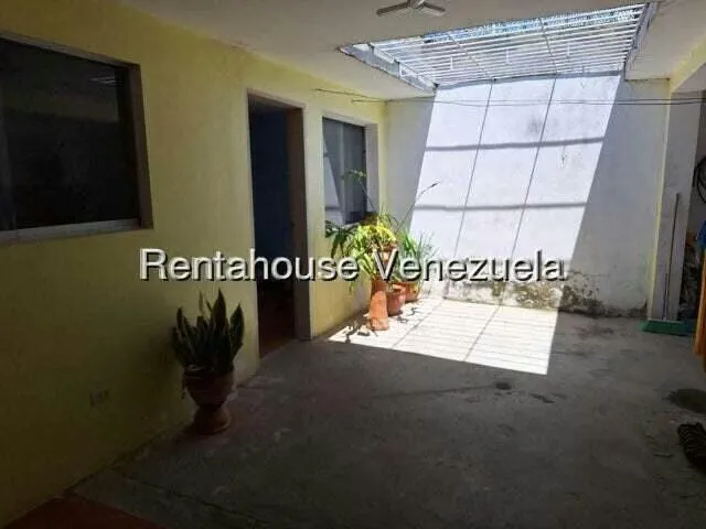 Casa (1 Nivel) en Alquiler en Hacienda Yucatan, Lara - 10