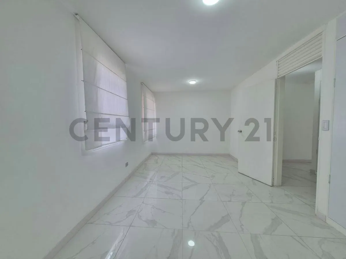 Apartamento listo para habitar, en Urb. Las Clavelinas. Macaracuay. - 13