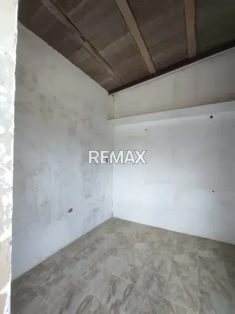 Residencia Multifuncional en Vía Principal de Apostadero Agua de Vaca - 12