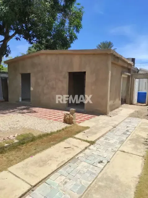 Residencia Multifuncional en Vía Principal de Apostadero Agua de Vaca - 15