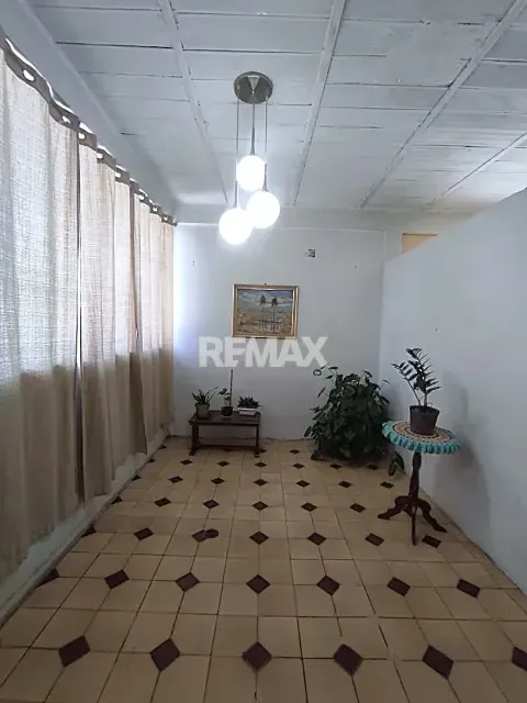 Residencia Multifuncional en Vía Principal de Apostadero Agua de Vaca - 8