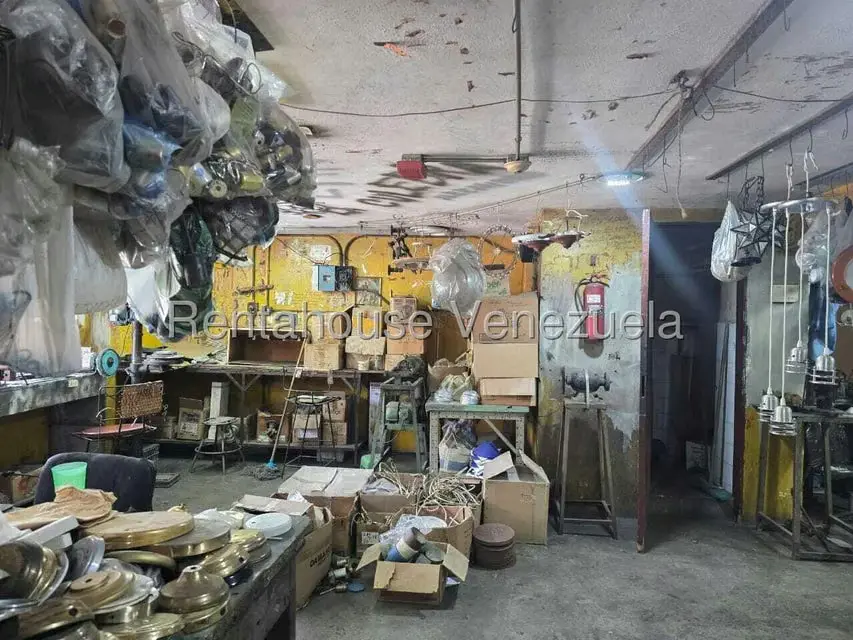 Edificio en Venta en Catia, Distrito Metropolitano - 13