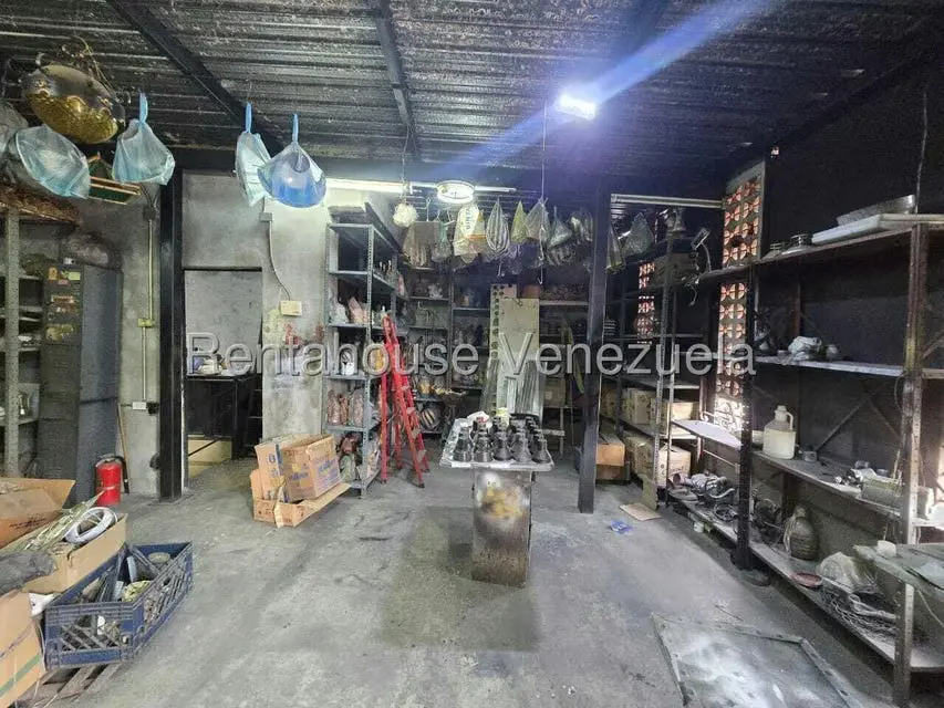 Edificio en Venta en Catia, Distrito Metropolitano - 27