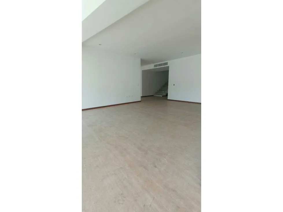 Vendo Ph duplex 354m2 Lomas de Las Mercedes 5334 - 17