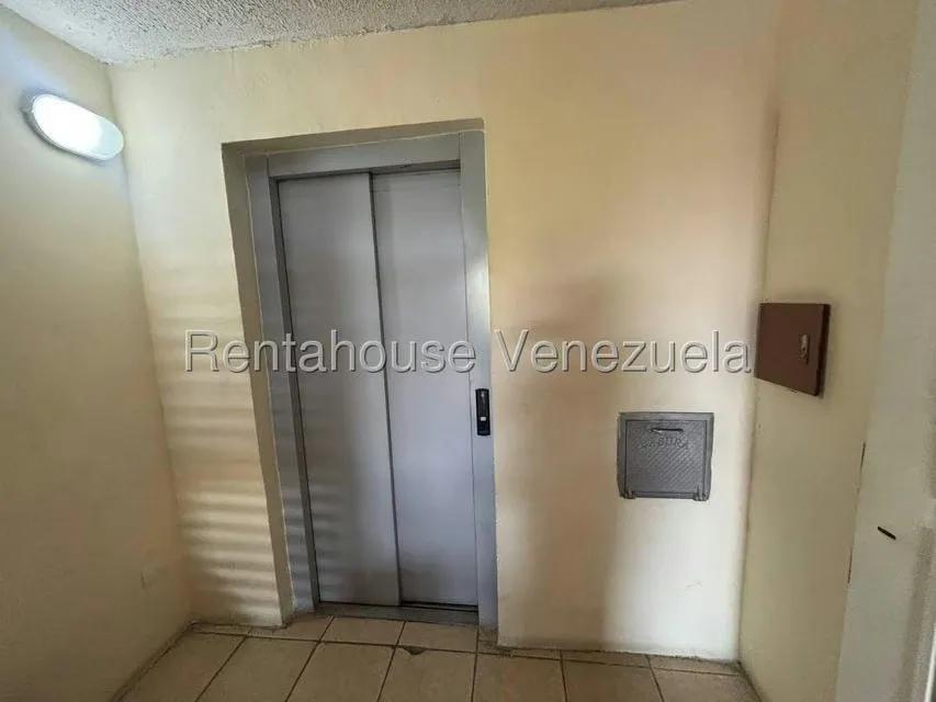 Apartamento (1 Nivel) en Venta en Bonaventure Country, Miranda - 2