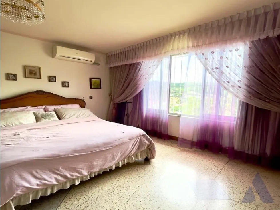 Se vende casa 311m2 Prados del Este 5137 - 12