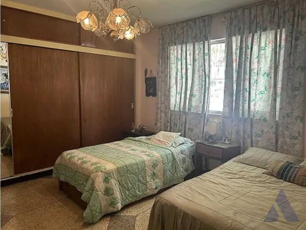 Se vende casa 311m2 Prados del Este 5137 - 9