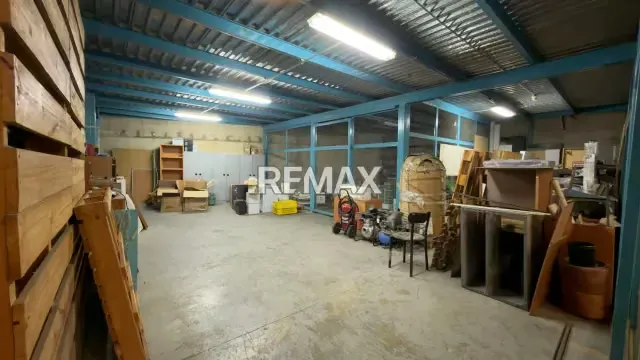 VENTA DE EXCLUSIVO GALPÓN INDUSTRIAL CON OFICINAS CORPORATIVAS - ZONA INDUSTRIAL EL ENCANTADO - 8