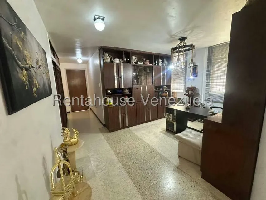 Apartamento (1 Nivel) en Venta en San Bernardino, Distrito Metropolitano - 16