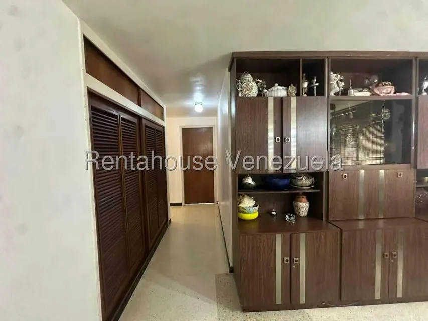 Apartamento (1 Nivel) en Venta en San Bernardino, Distrito Metropolitano - 18