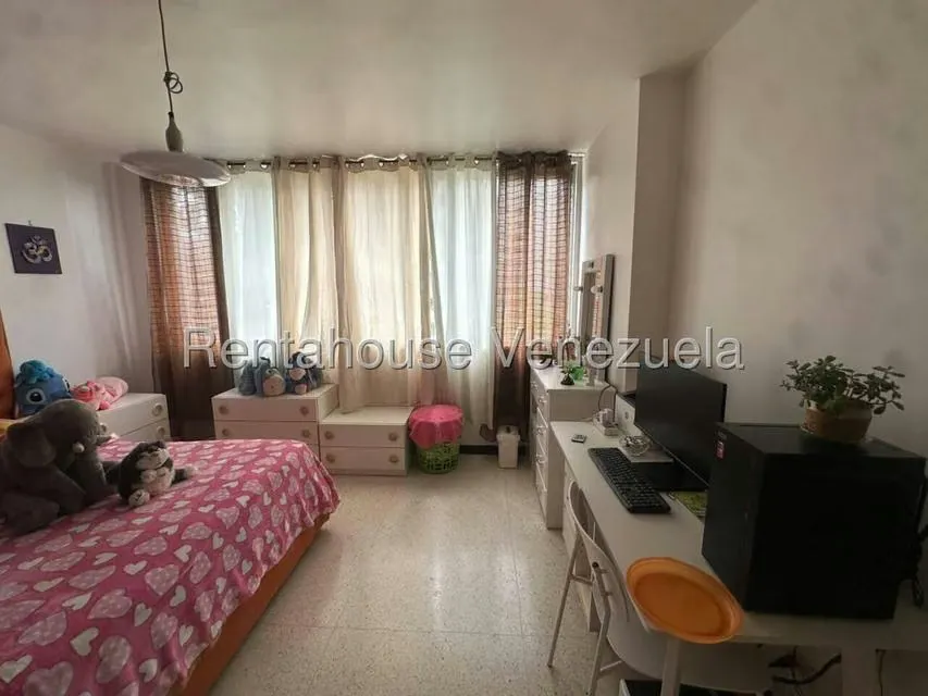 Apartamento (1 Nivel) en Venta en San Bernardino, Distrito Metropolitano - 21