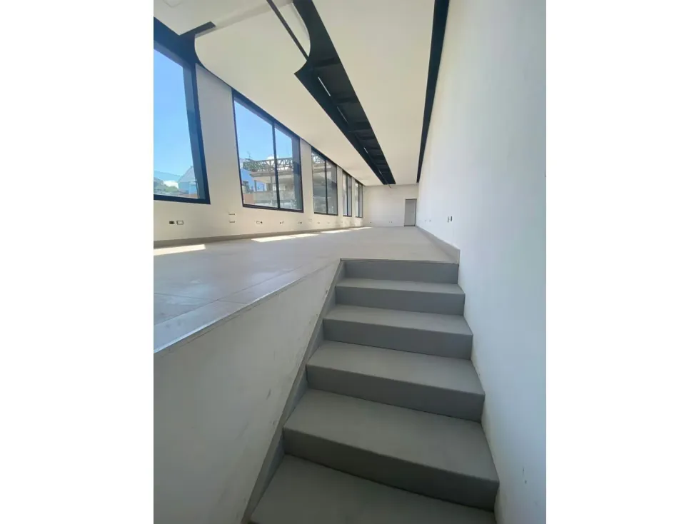 Local en venta o alquiler 310m², Calle Madrid - 7