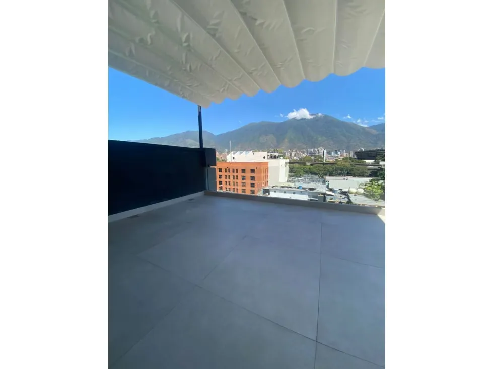 Local en venta o alquiler 310m², Calle Madrid - 9
