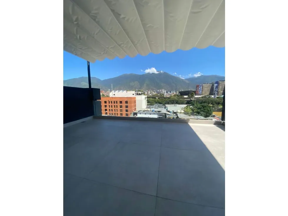 Local en venta o alquiler 310m², Calle Madrid - 10