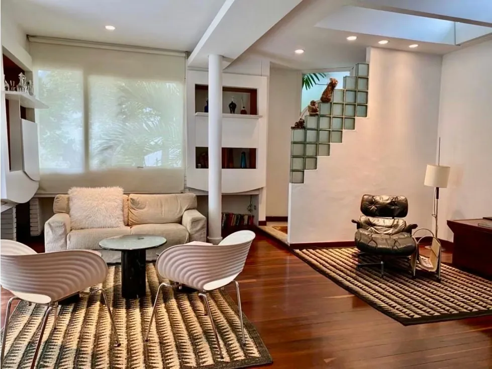 Se vende casa 529m2 5+s/8b/4p San Román - 48