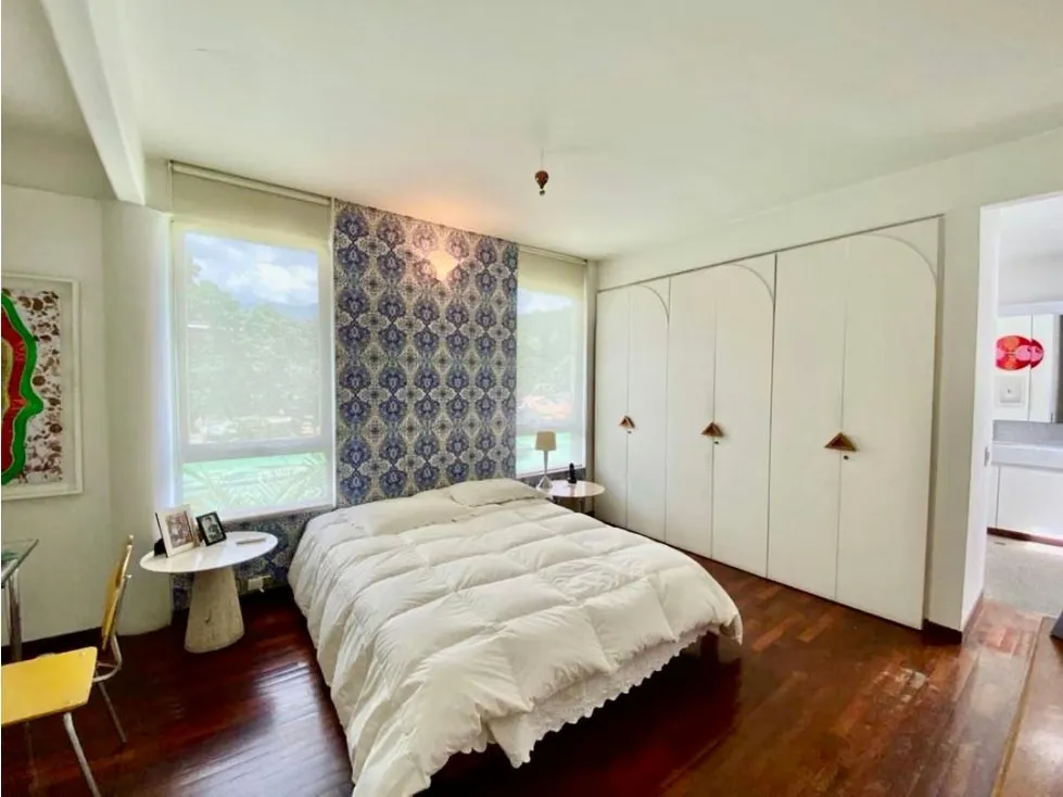 Se vende casa 529m2 5+s/8b/4p San Román - 90