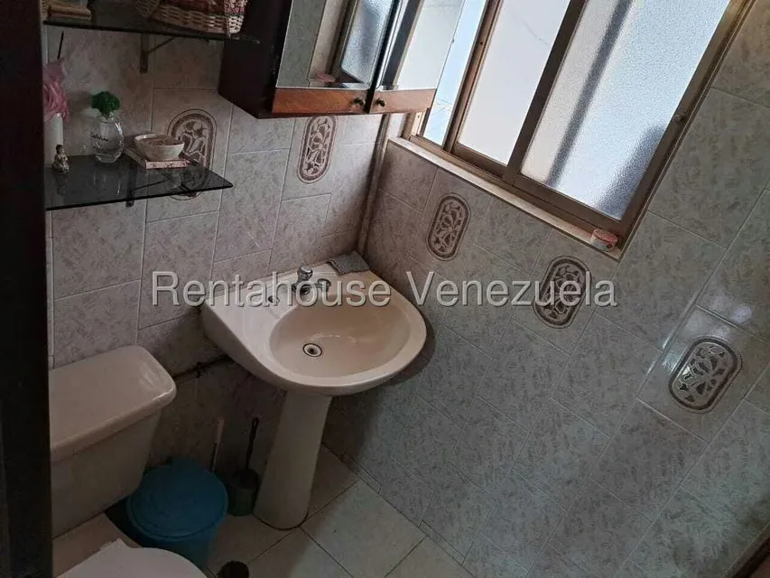 Apartamento (1 Nivel) en Venta en El Valle, Distrito Metropolitano - 10
