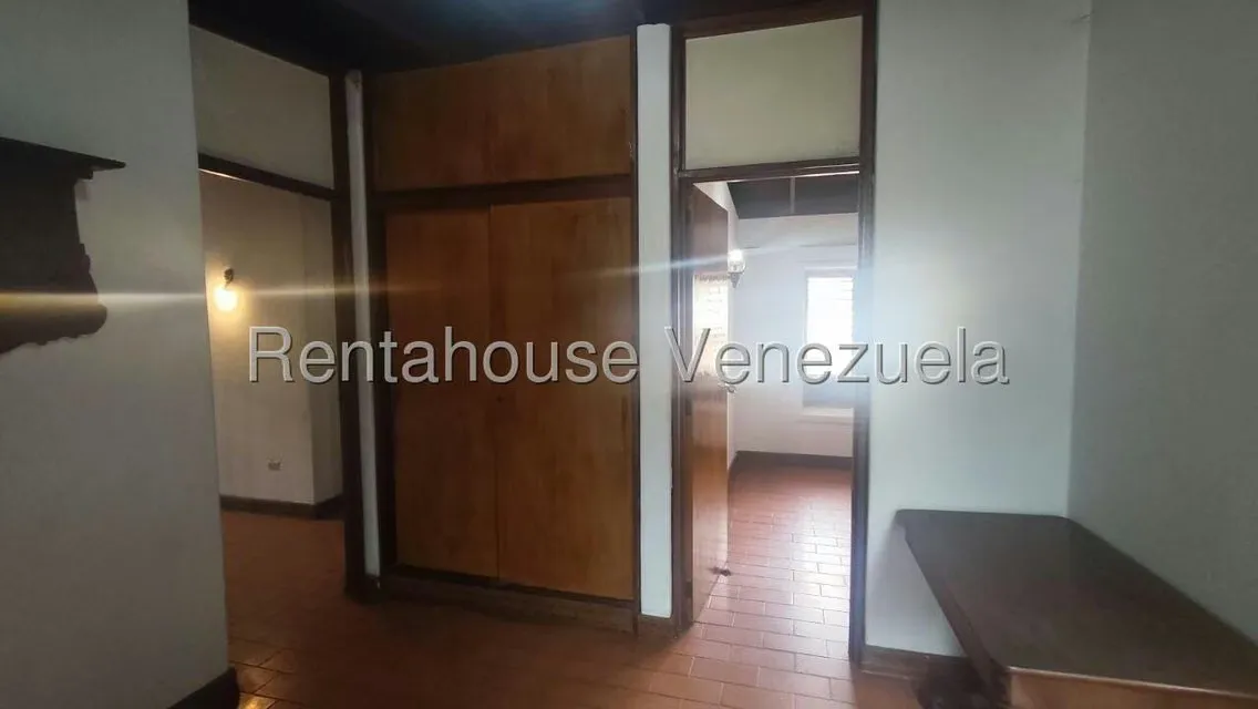 Casa (1 Nivel) en Alquiler en El Marques, Distrito Metropolitano - 20