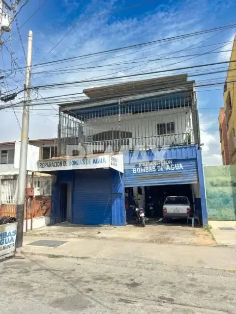 Edificio Comercial en Venta Carrera 30 entre Calles 41 y 42 Zona Centro - Barquisimeto