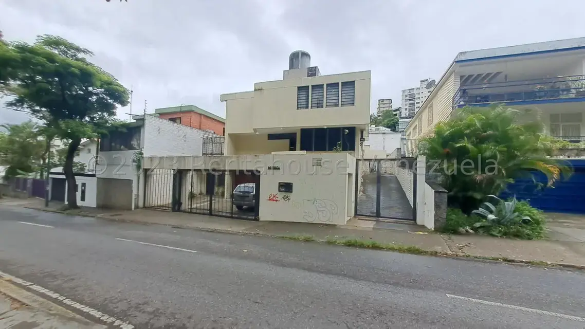 Local Comercial en Venta en Colinas de Bello Monte, Distrito Metropolitano - 2