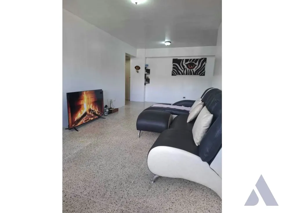 Vendo apartamento 82m2 Quinta Crespo 5950
