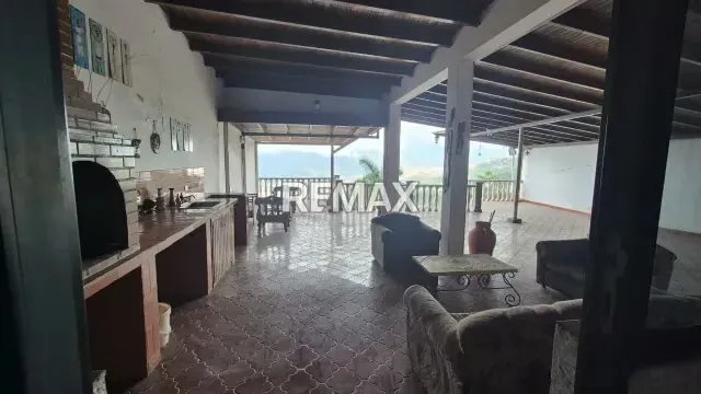 Casa en Venta en el Junquito Km 12. Precio de Oportunidad - 12