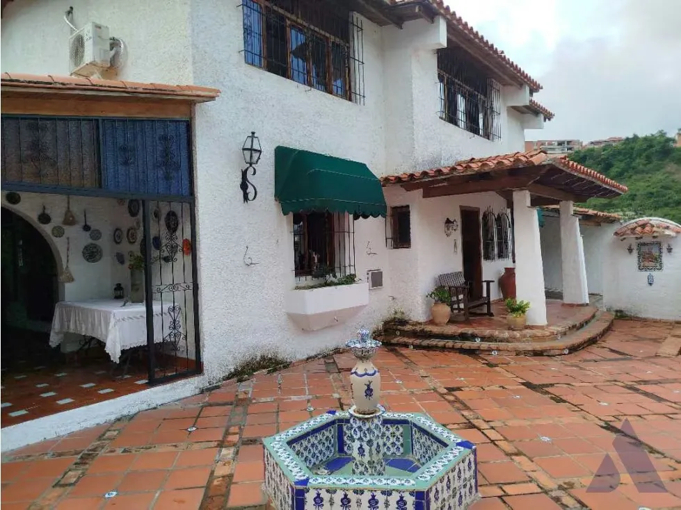 Vendo casa en calle cerrada 400m2 Macaracuay 2214 - 2