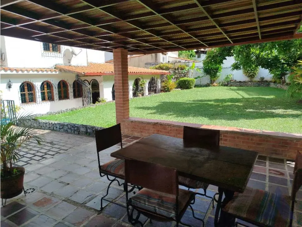 Vendo casa en calle cerrada 400m2 Macaracuay 2214 - 12