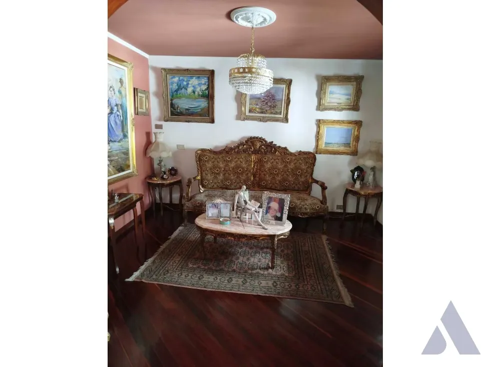 Vendo casa en calle cerrada 400m2 Macaracuay 2214 - 15