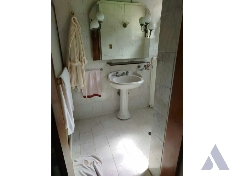 Vendo casa en calle cerrada 400m2 Macaracuay 2214 - 21