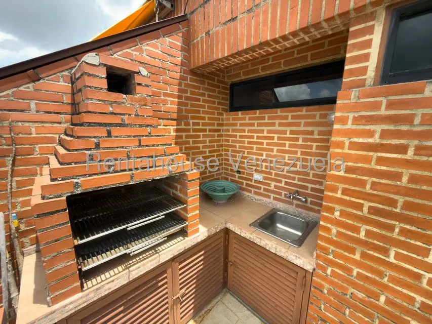 Apartamento (1 Nivel) en Alquiler en La Castellana, Distrito Metropolitano - 24
