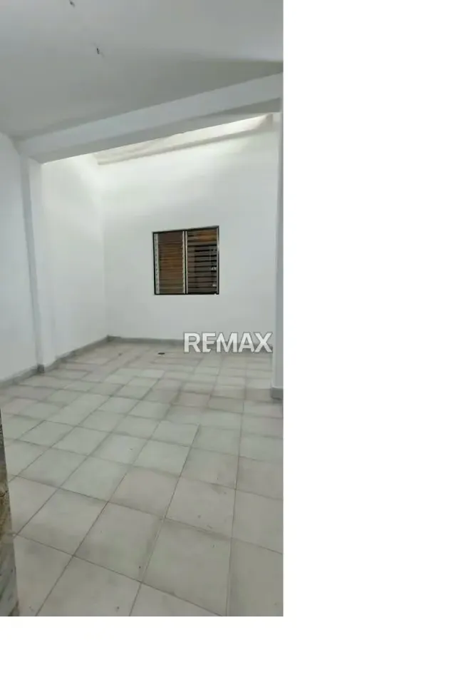 Casa en alquiler ubicada en Ferrero Tamayo - 7